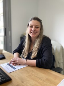 Bienvenue à Chloé, nouvelle assistante gestion chez ARTEK Formations